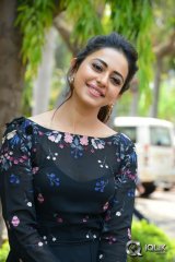 Rakul Preet Singh at Sarrainodu Movie Release Press Meet